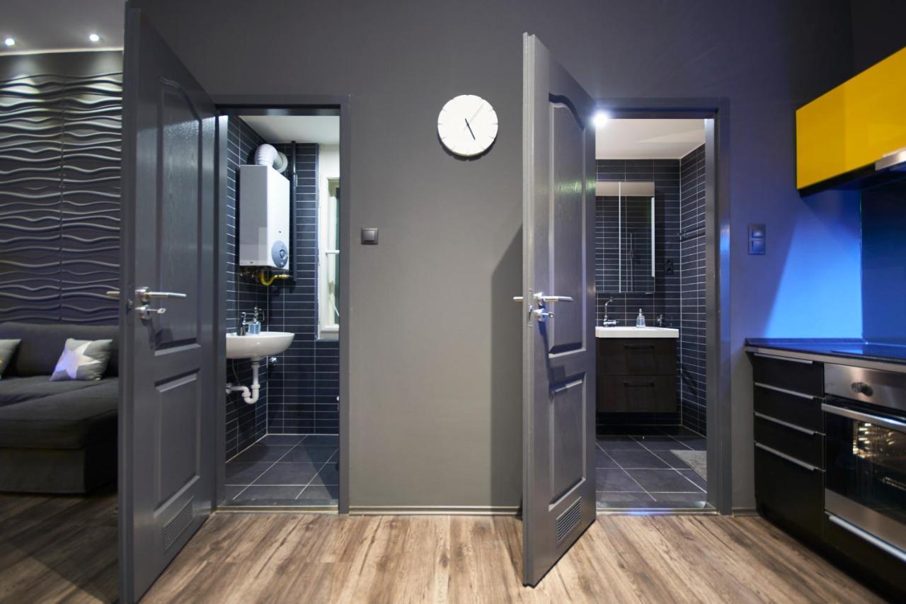 Central Location Yellow-Black Apartment Budapest Esterno foto