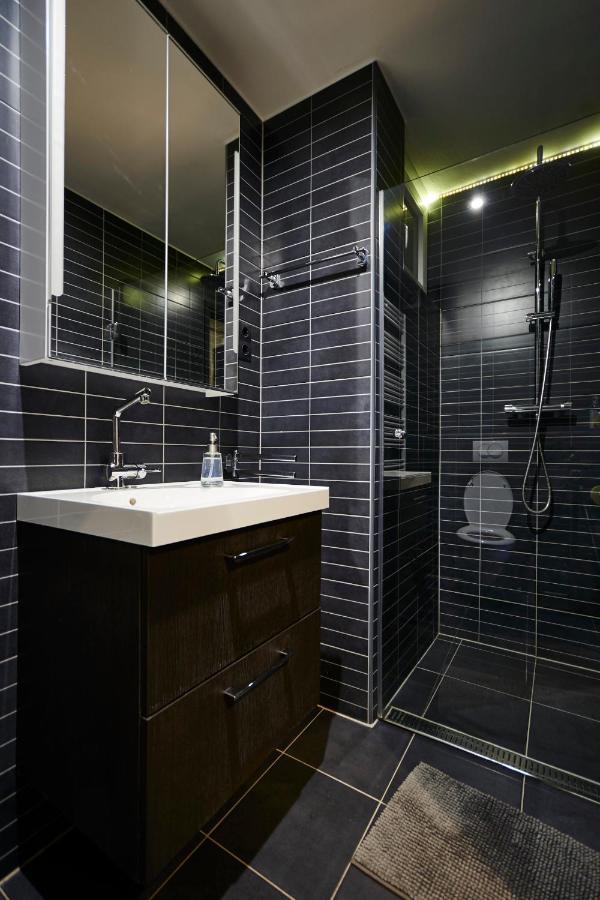 Central Location Yellow-Black Apartment Budapest Esterno foto